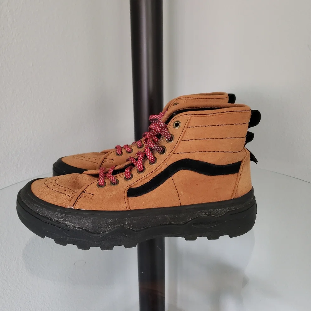 VANS Hiker Suede Sentry Sk8-Hi Shoes Women's Size 7 - Picture 2 of 7